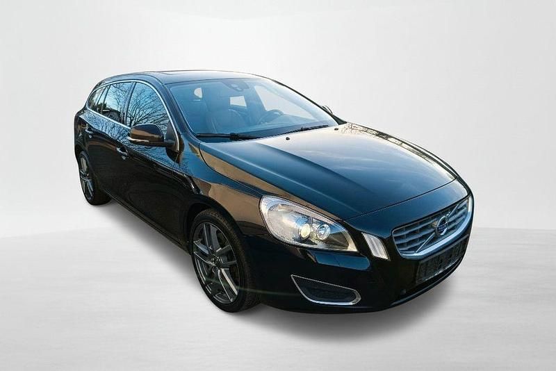 Gebraucht Volvo V60 Summum 215 PS (158 kW) 2012 Schwarz Kombi