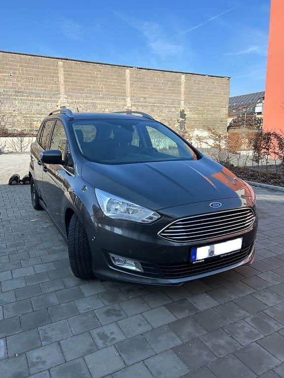 Gebraucht Ford Grand C-Max Titanium 125 PS (91 kW) 2018 Grau Van / Kleinbus