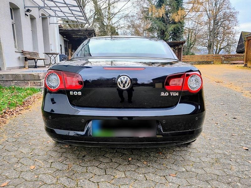 Gebraucht VW Eos GT 140 PS (102 kW) 2011 Schwarz Cabrio