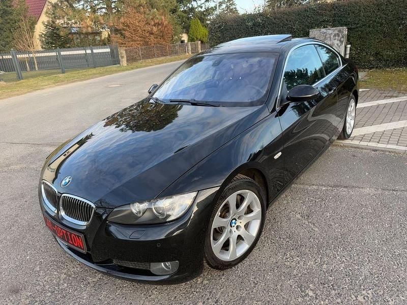 Gebraucht BMW 330 Comfort Edition 272 PS (200 kW) 2008 Schwarz Coupé