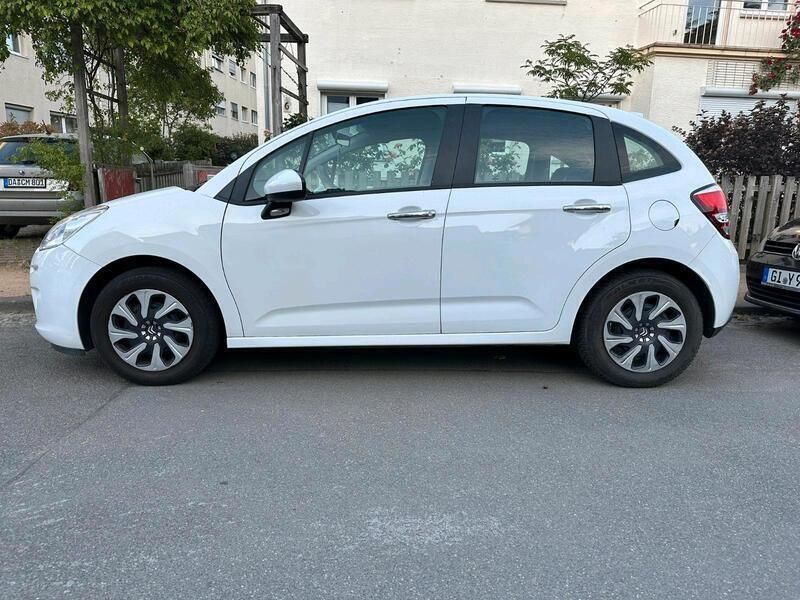 Weiß Gebraucht 2013 Citroën C3 Kleinwagen | 3.899 € (Etwas zu teuer) - Bild 1/4
