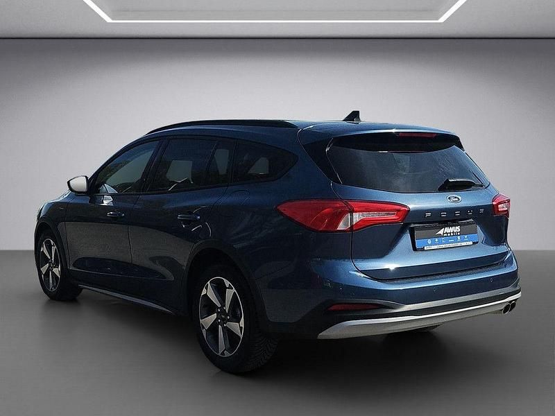 Gebraucht Ford Focus Active 125 PS (91 kW) 2019 Blau Limousine