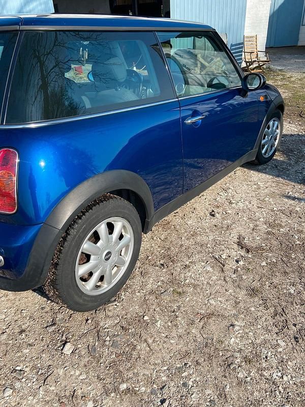 Gebraucht Mini Cooper 116 PS (85 kW) 2004 Blau Kleinwagen