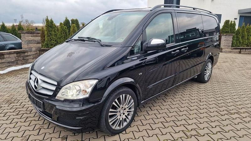 Schwarz Gebraucht 2012 Mercedes Viano Van / Kleinbus | 12.900 € (Superpreis) - Bild 1/4