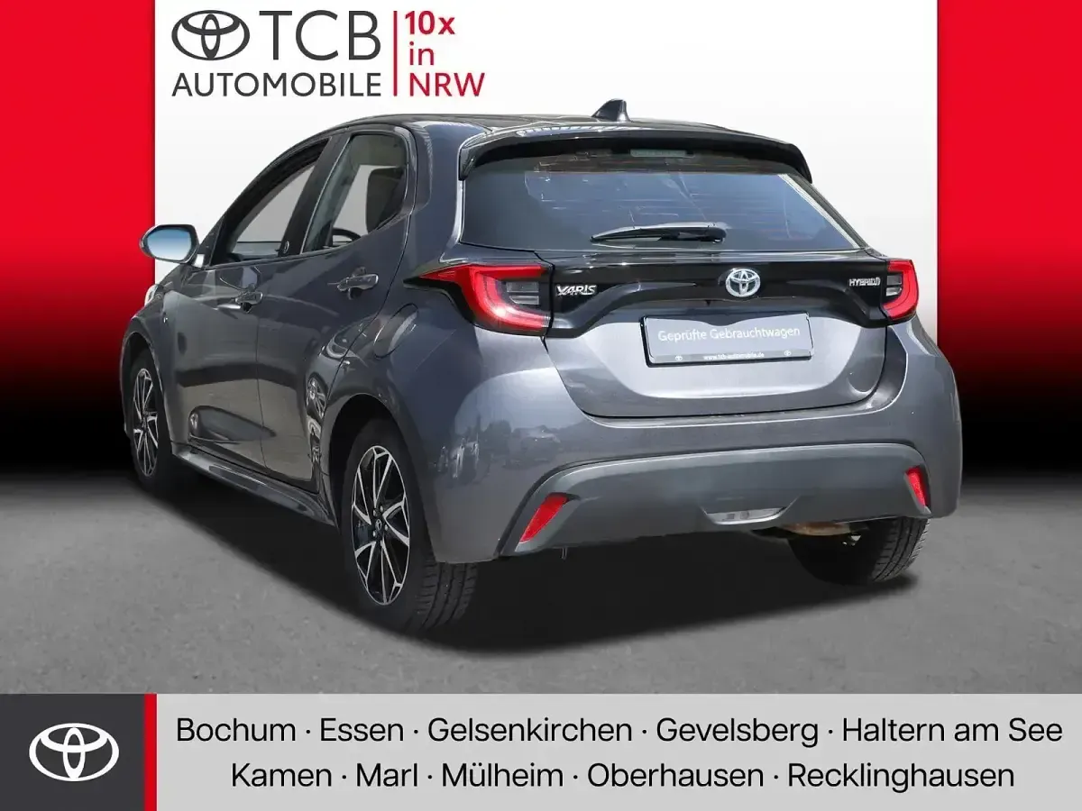 Gebraucht Toyota Yaris Team 116 PS (85 kW) 2022 Grau Kleinwagen
