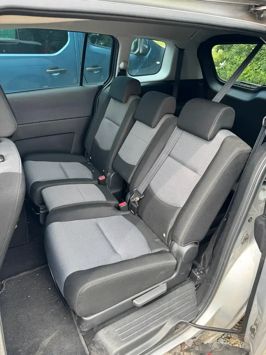 Gebraucht Mazda 5 145 PS (106 kW) 2005 Silber Van / Kleinbus