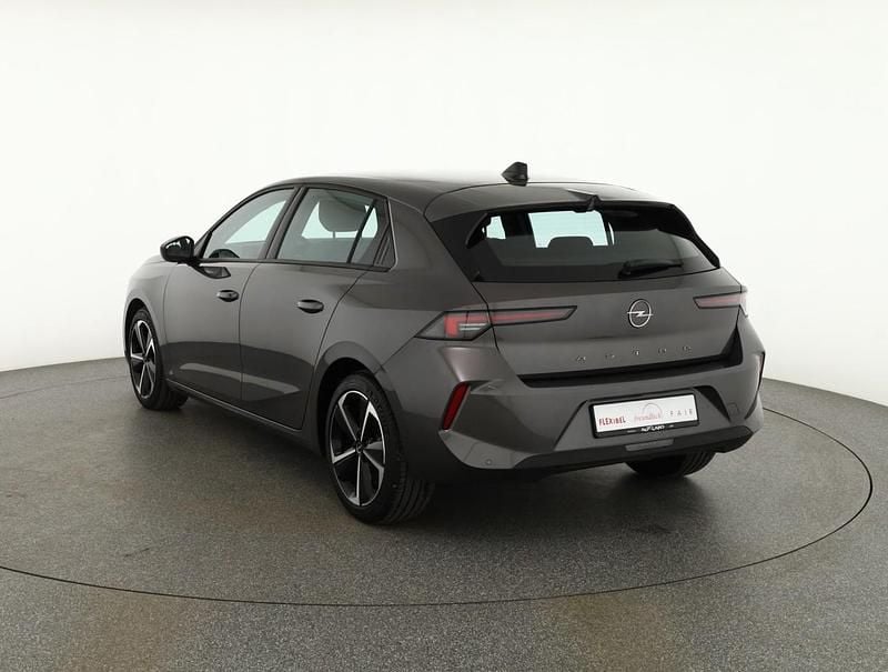 Gebraucht Opel Astra 131 PS (96 kW) 2024 Grau Limousine