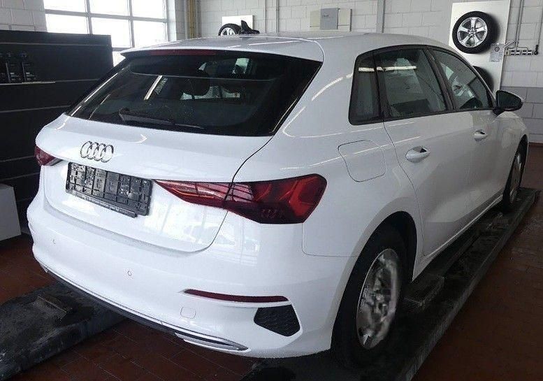 Gebraucht Audi A3 Advanced Plus 150 PS (110 kW) 2023 Ibisweiß Limousine