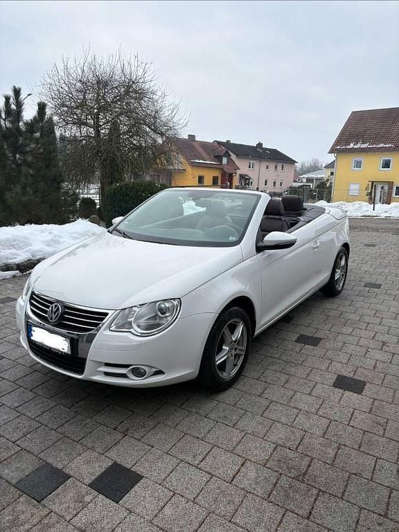 Weiß Gebraucht 2009 VW Eos Edition Cabrio | 5.200 € (Guter Preis) - Bild 1/4