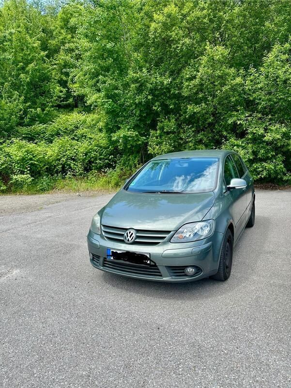 Grau Gebraucht 2005 VW Golf Plus Cross Van / Kleinbus | 3.200 € (Etwas zu teuer) - Bild 1/4