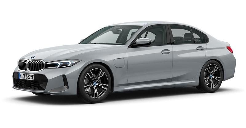 Gebraucht BMW 330e 184 PS (135 kW) 2023 Limousine