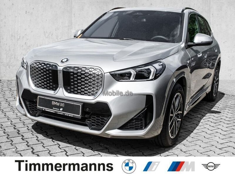 Silber Neu 2025 BMW iX1 Performance SUV | 56.990 € (Etwas zu teuer) - Bild 1/4
