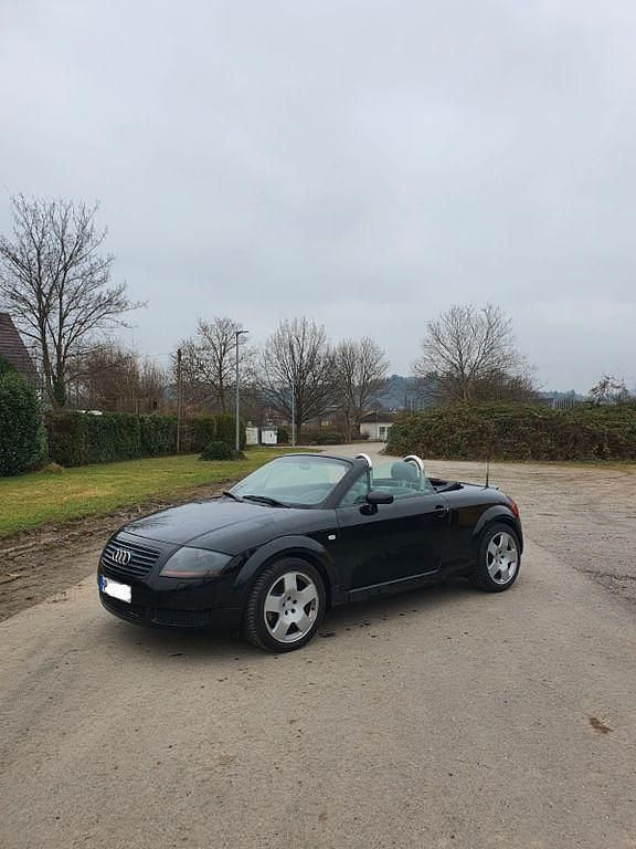 Schwarz Gebraucht 2004 Audi TT Roadster Sport Cabrio | 4.400 € (Superpreis) - Bild 1/4