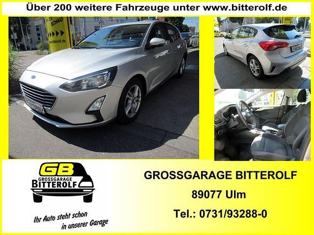 Silber Gebraucht 2021 Ford Focus Limousine | 13.990 € (Fairer Preis) - Bild 1/4