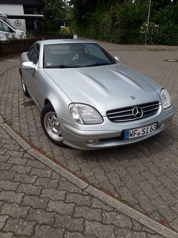 Silber Gebraucht 2002 Mercedes SLK200 Cabrio | 7.550 € (Fairer Preis) - Bild 1/4