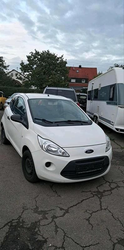 Weiß Gebraucht 2014 Ford Ka Kleinwagen | 2.300 € (Teuer) - Bild 1/4