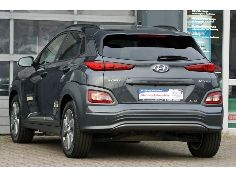 Gebraucht Hyundai Kona Premium 150 kW (204 PS) 2020 Dark knight metallic (metallic) SUV