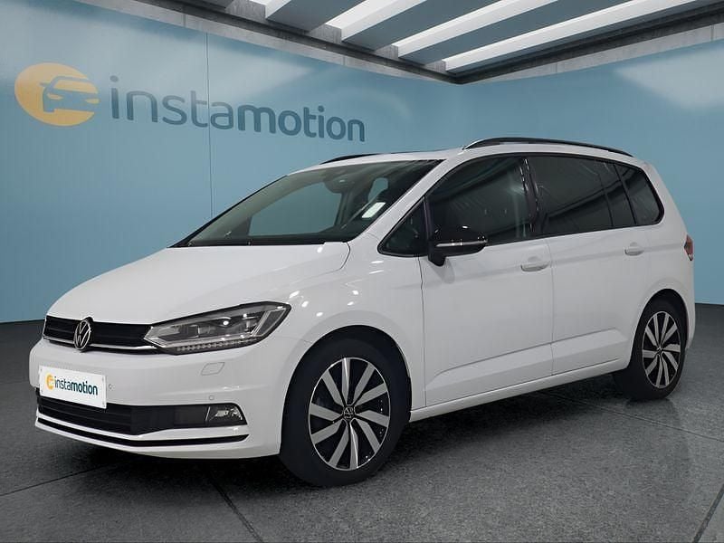 Weiß Gebraucht 2023 VW Touran Van / Kleinbus | 30.599 € (Fairer Preis) - Bild 1/4