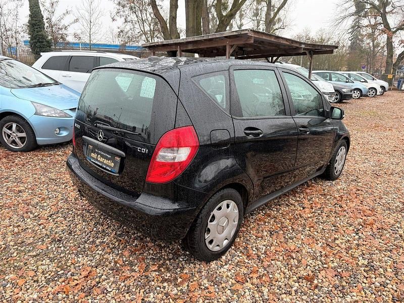 Gebraucht Mercedes A160 82 PS (60 kW) 2012 Schwarz Van / Kleinbus