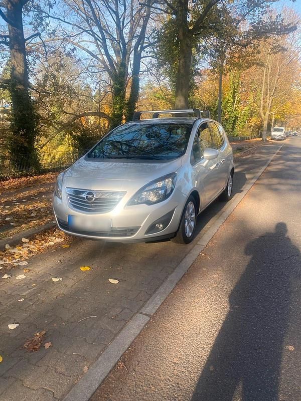 Gebraucht Opel Meriva 120 PS (88 kW) 2010 Silber Van / Kleinbus