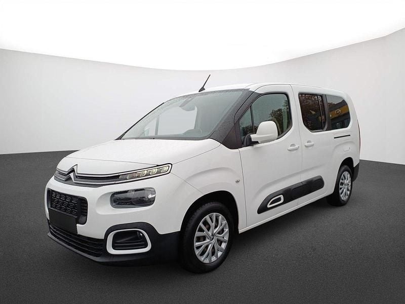 Polar weiß Gebraucht 2021 Citroën Berlingo Feel SUV | 29.890 € - Bild 1/4