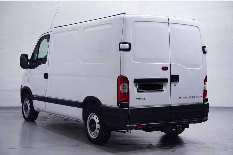 Gebraucht Opel Movano 114 PS (83 kW) 2005 Weiß Van