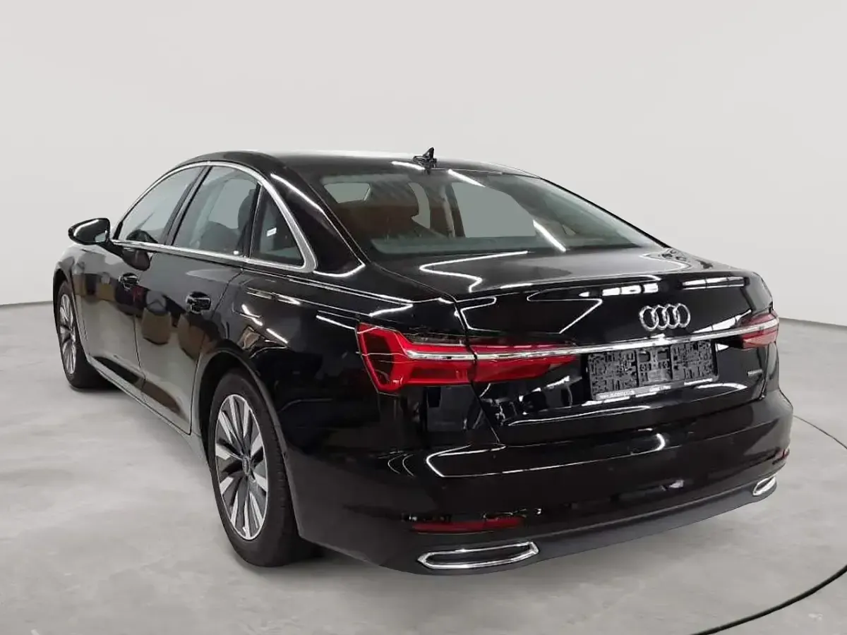 Używany Audi A6 Ambiente 266 KM (195 kW) 2022 Czarny Sedan/Limuzyna
