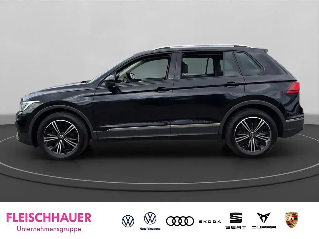 Gebraucht VW Tiguan Active 150 PS (110 kW) 2022 Schwarz SUV