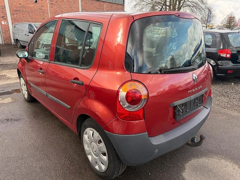 Gebraucht Renault Modus 75 PS (55 kW) 2006 Rot Van / Kleinbus