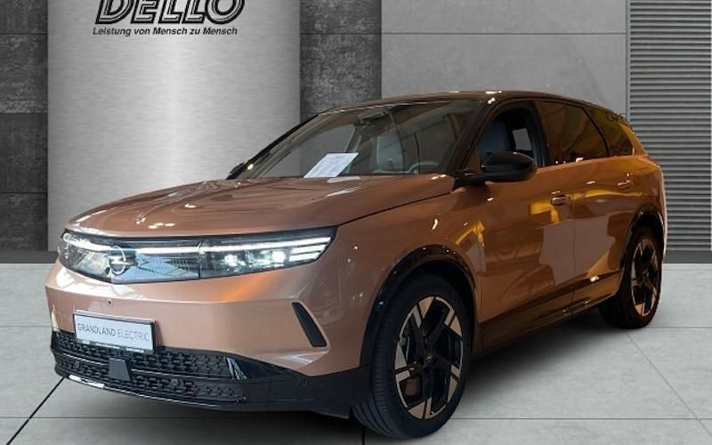 Impakt kupfer (bronze) Gebraucht 2025 Opel Grandland Electric SUV | 47.990 € (Etwas zu teuer) - Bild 1/4