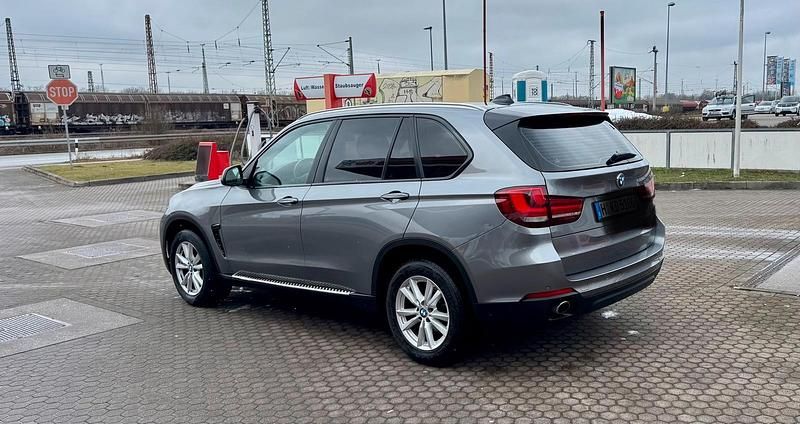Gebraucht BMW X5 258 PS (189 kW) 2015 Grau SUV