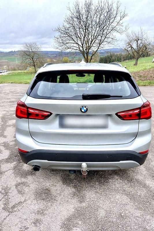 Second-hand BMW X1 Advantage 136 CP (100 kW) 2016 Argintiu SUV