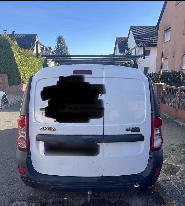 Second-hand Dacia Logan Ambiance 87 CP (63 kW) 2011 Van