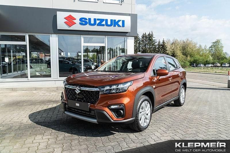 Braun Neu 2025 Suzuki SX4 Limousine | 22.990 € (Fairer Preis) - Bild 1/4