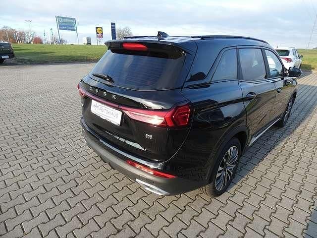 Neu DFSK Fengon 177 PS (130 kW) 2025 Gilded black SUV