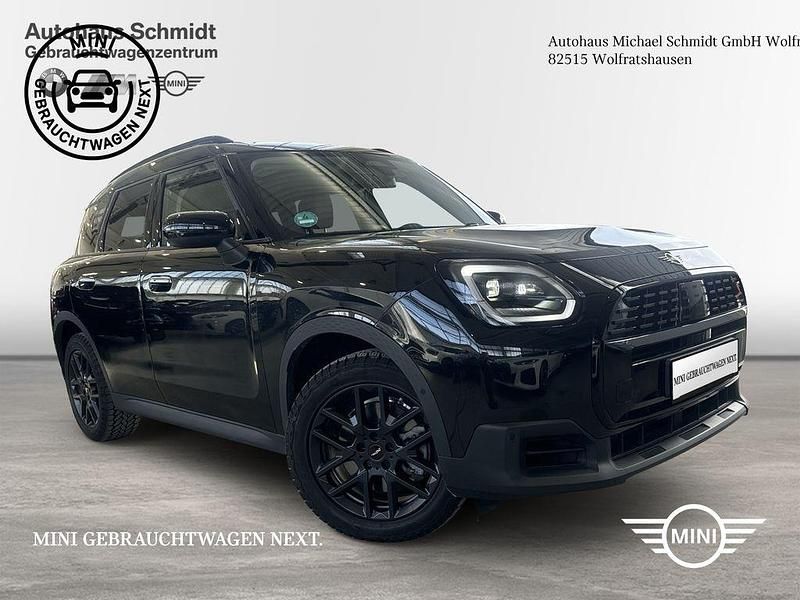 Second-hand Mini Countryman 204 CP (150 kW) 2024 Negru SUV