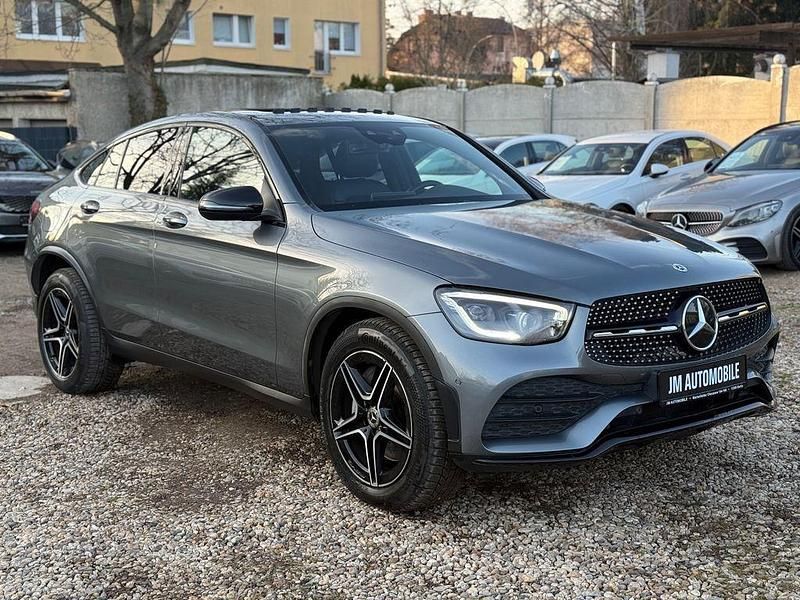 Grau Gebraucht 2020 Mercedes GLC220 AMG Coupé | 39.890 € (Fairer Preis) - Bild 1/4