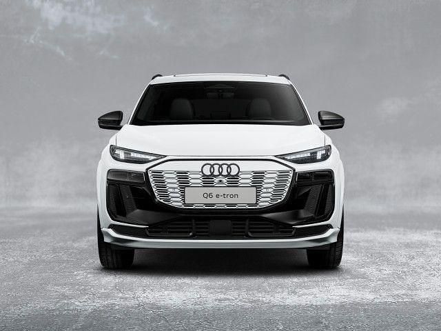 Gebraucht Audi Q6 e-tron Ambiente 284 kW (387 PS) 2025 Gletscherweiß metallic SUV