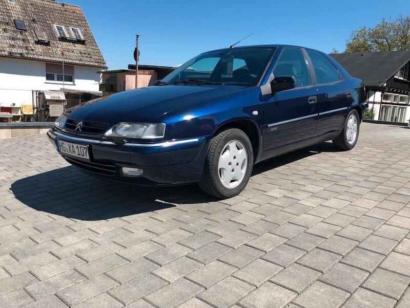 Blau Gebraucht 1999 Citroën Xantia Limousine | 4.000 € - Bild 1/4