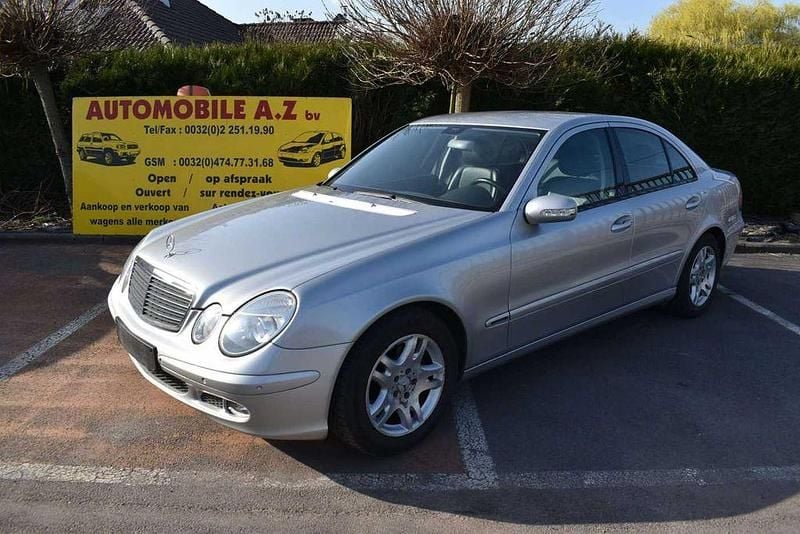 Gebraucht Mercedes E200 Classic 122 PS (89 kW) 2006 Silber Limousine