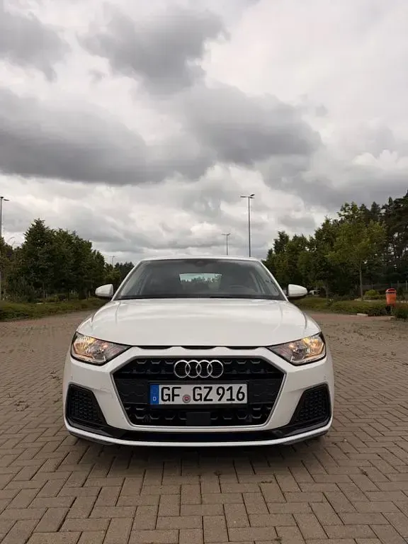 Gebraucht Audi A1 95 PS (69 kW) 2021 Weiß SUV