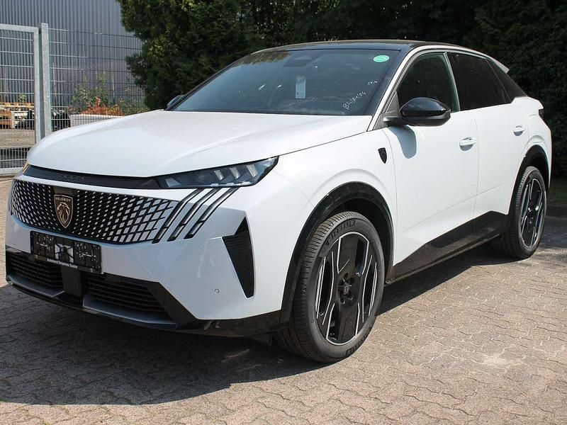 Okenit weiß Gebraucht 2025 Peugeot e-3008 Long Range SUV | 58.990 € (Etwas zu teuer) - Bild 1/4