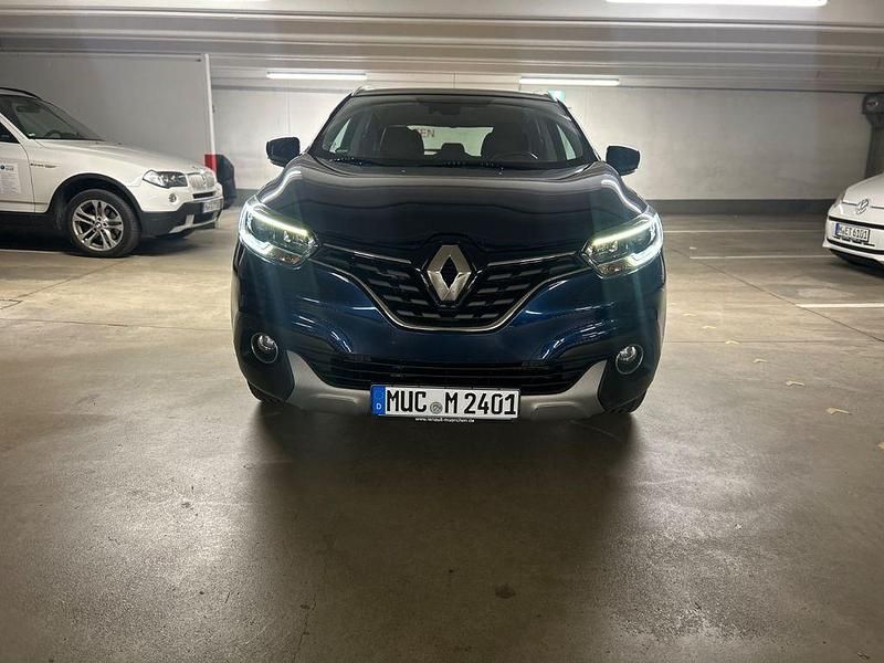 Blau Gebraucht 2016 Renault Kadjar XMOD SUV | 12.400 € (Fairer Preis) - Bild 1/4