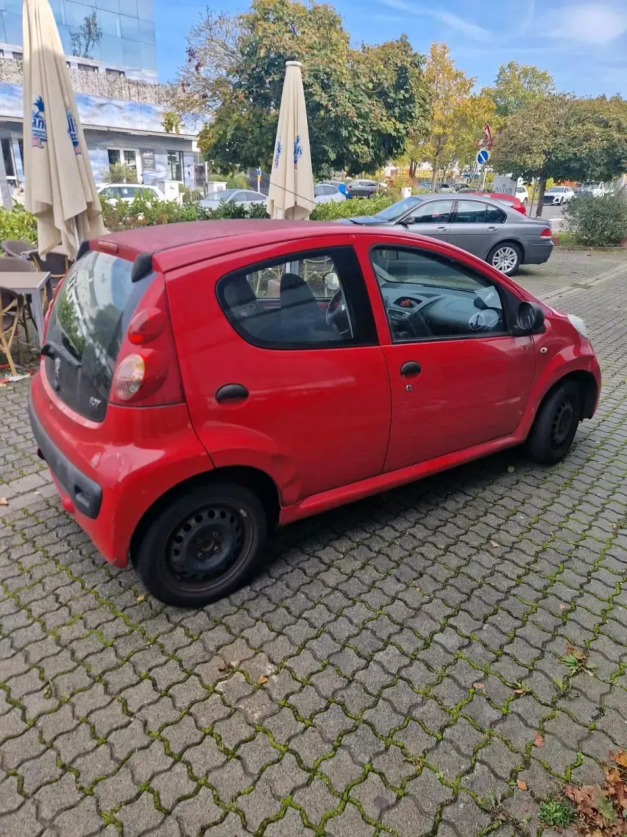 Gebraucht Peugeot 107 68 PS (50 kW) 2007 Rot Kleinwagen