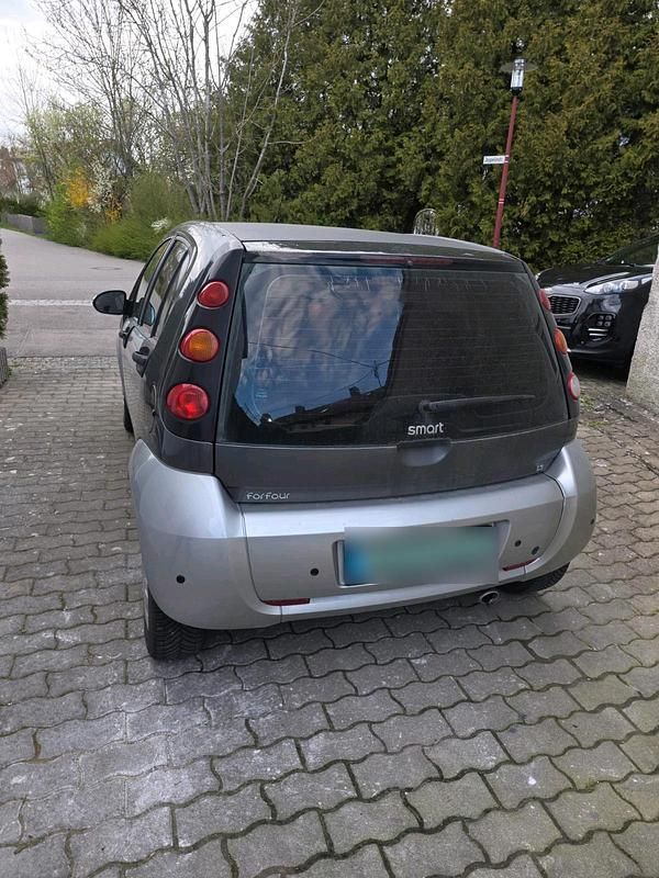 Usado Smart ForFour 95 HP (69 kW) 2004 Cinzento Citadino