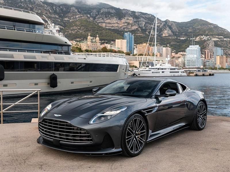 Grau Neu 2025 Aston Martin DB12 | 289.000 € - Bild 1/3