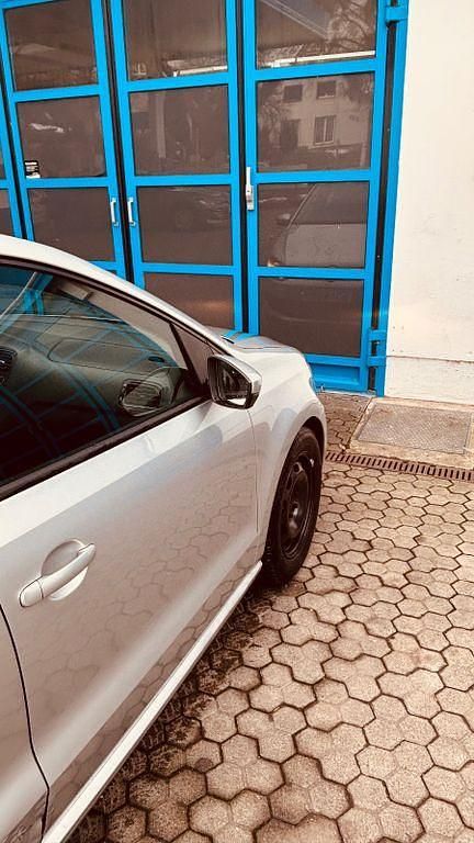 Gebraucht VW Polo Trendline 69 PS (50 kW) 2010 Silber Kleinwagen