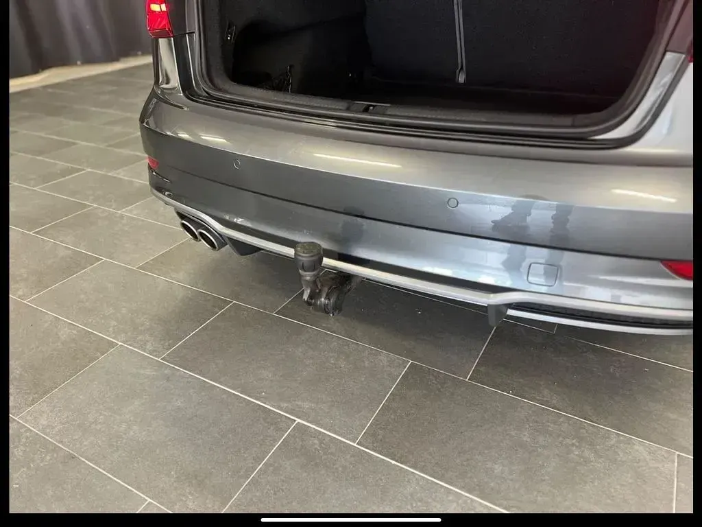 Używany Audi A3 Design 184 KM (135 kW) 2017 Szary Sedan/Limuzyna