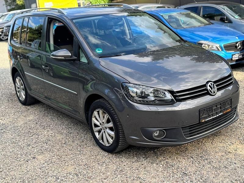 Grau Gebraucht 2014 VW Touran Van / Kleinbus | 3.900 € (Superpreis) - Bild 1/4