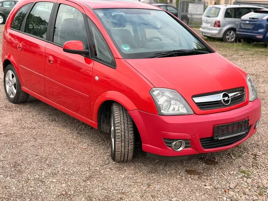 Gebraucht Opel Meriva Innovation 125 PS (91 kW) 2010 Rot Van / Kleinbus